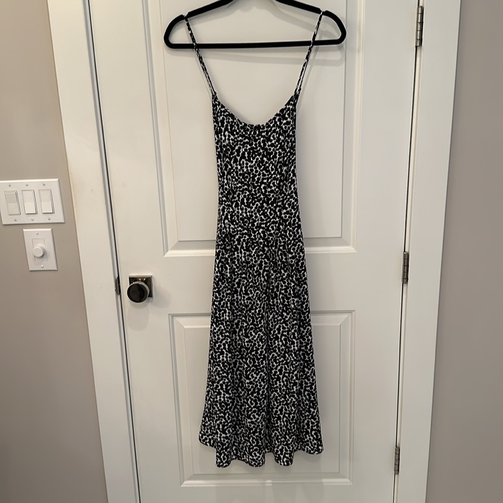 Banana Republic black/white floral dress